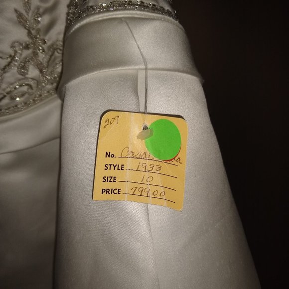 NWT! Casablanca 1933 Wedding Gown size 10 - Picture 4 of 8